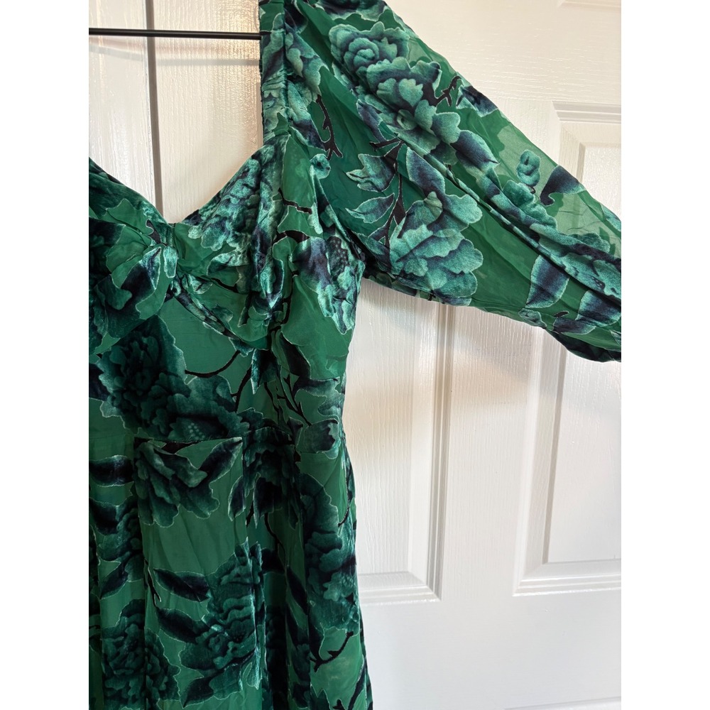 Hutch Green Floral Velvet Twist Front Puff Sleeve Midi Dress Womens 1X - Picture 3 of 6